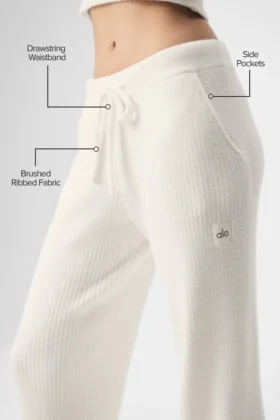 Pantalon High-Waist « Snuggle up Sweater » – Ivoire