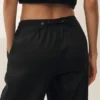 Pantalon à jambes larges Riviera en mélange de lin – Noir
