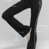 Pantalon évasé Highline en maille côtelée – Noir/Blanc