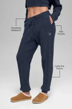 Pantalon Winter Bliss en maille torsadée – Bleu marine
