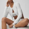 Pull « Be Mine » en pointelle – Blanc semi-transparent