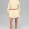 Pull à col rond Accolade court - Jaune bougie