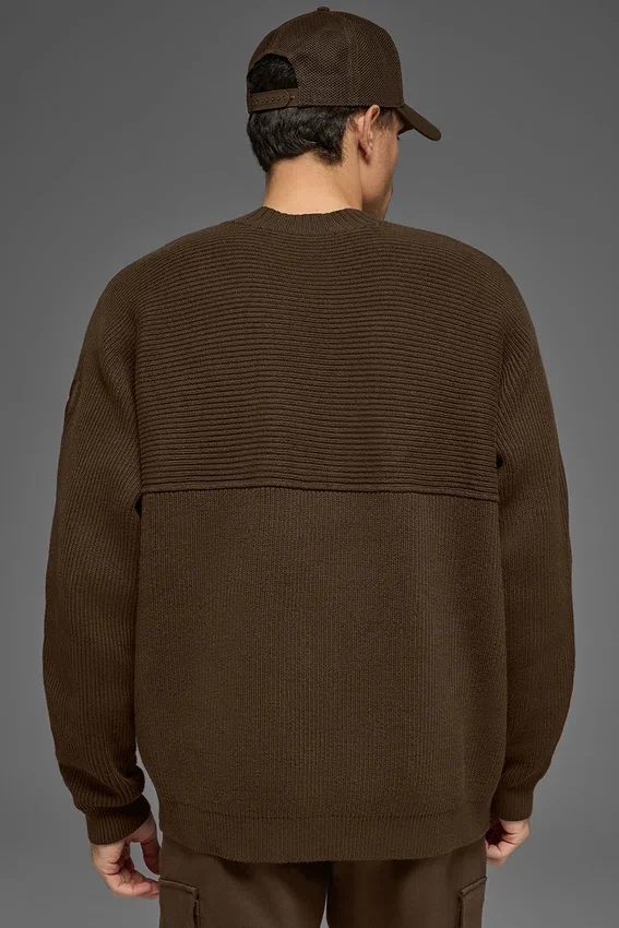 Pull à col rond en maille côtelée Domain Shift - Espresso