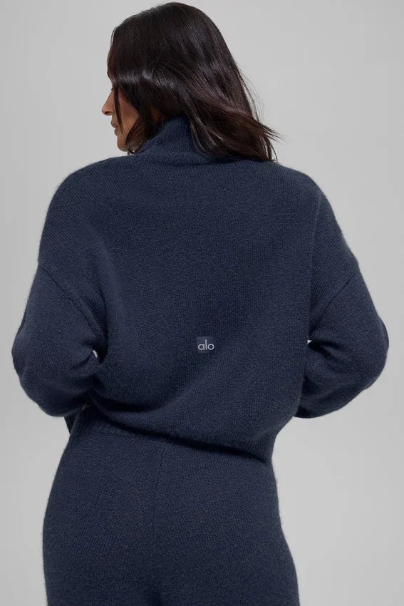 Pull à col roulé court « New Class » en laine et cachemire – Bleu marine