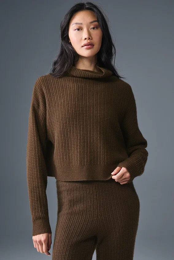 Pull à col roulé en cachemire moelleux à motif gaufré - Espresso