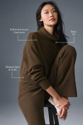 Pull à col roulé en cachemire moelleux à motif gaufré – Espresso