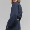 Pull court à col rond Accolade - Bleu marine