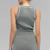 Pull court Highline en maille côtelée – Gris lunaire/Blanc
