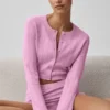 Pull en maille pointelle « Be Mine » – Rose bonbon