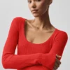 Pull en maille Unwind à manches longues - Rouge vif
