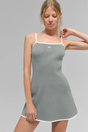 Pull Highline en maille côtelée – Gris lunaire/Blanc