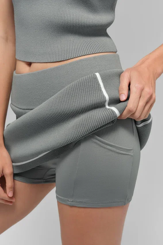 Pull Highline en maille côtelée – Gris lunaire/Blanc