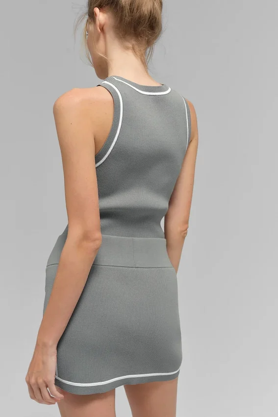 Pull Highline en maille côtelée – Gris lunaire/Blanc