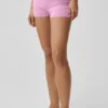 Pull sexy « Be Mine » en maille pointelle – Rose bonbon