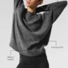 Pull unisexe à col rond « New Class » en laine et cachemire - Gris platine