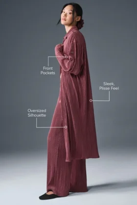 Robe-chemise micro-plissée – Truffe bordeaux