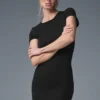 Robe à manches courtes côtelée « Goddess » - Noir