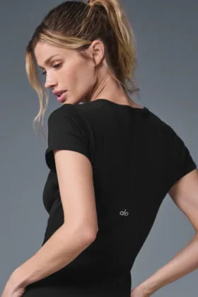 Robe à manches courtes côtelée « Goddess » – Noir