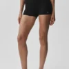 Short Alo Softsculpt taille mi-haute 2" – Noir
