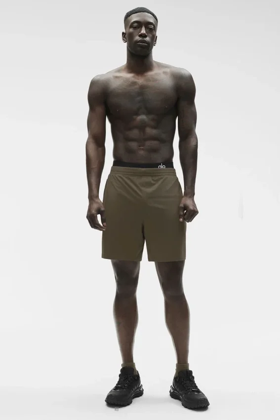 Short Conquer React Performance 7" - Olive Tree