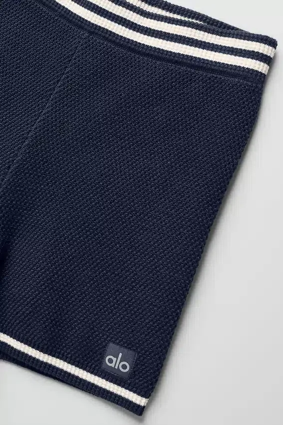 Short court en maille « Tennis Club » - Bleu marine/Ivoire