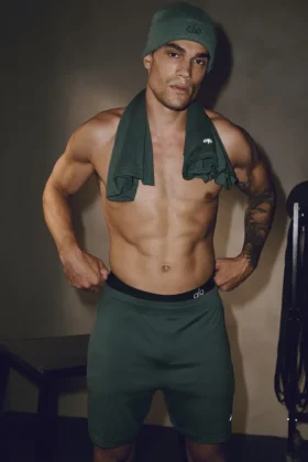 Short de performance Conquer React 7" - Vert trèfle