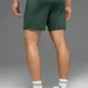 Short de performance Conquer React 7" - Vert trèfle