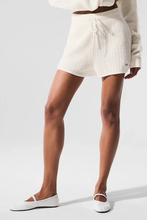 Short en cachemire High-Waist et texture gaufrée moelleuse - Ivoire
