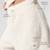 Short en cachemire High-Waist et texture gaufrée moelleuse - Ivoire