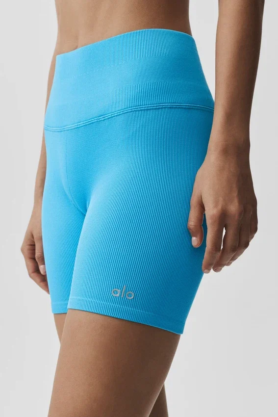 Short Favorite sans coutures à bords-côtes de 5" - Bleu azur