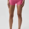 Shorts Alo Softsculpt taille basse à revers de 3" – Rose paradisiaque