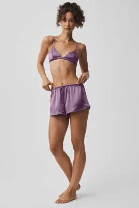 Shorts en soie Luminous – Prune