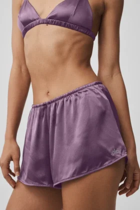 Shorts en soie Luminous – Prune