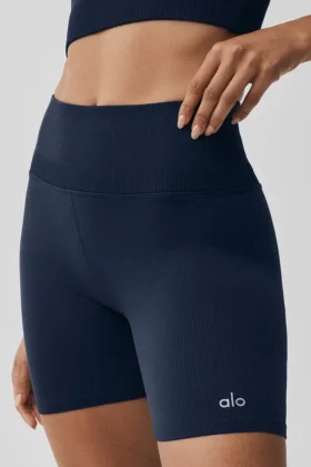 Shorts « Favorite » sans coutures à côtes de 5″ – Bleu marine