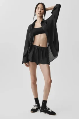 Shorts mi-transparents « Golden Hour » à taille mi-haute – Noir