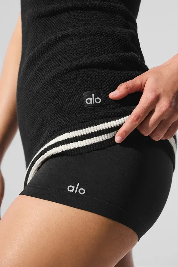 Shorty Sheer Glow - Noir