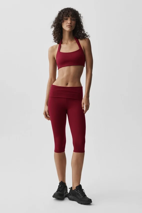 Soutien-gorge dos nu Alo Softsculpt « Feel the Heat » - Rouge « Summer Romance »