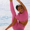 Soutien-gorge à manches courtes Alo Softsculpt « Amp It up » - Rose paradisiaque