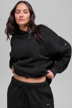 Sweat à capuche à fines rayures - Noir à fines rayures