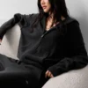 Sweat à capuche zippé intégral « New Class » en laine et cachemire - Noir