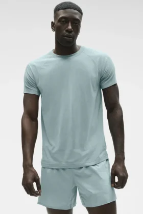T-shirt à col rond et manches courtes Alo Vapor – Desert Sage