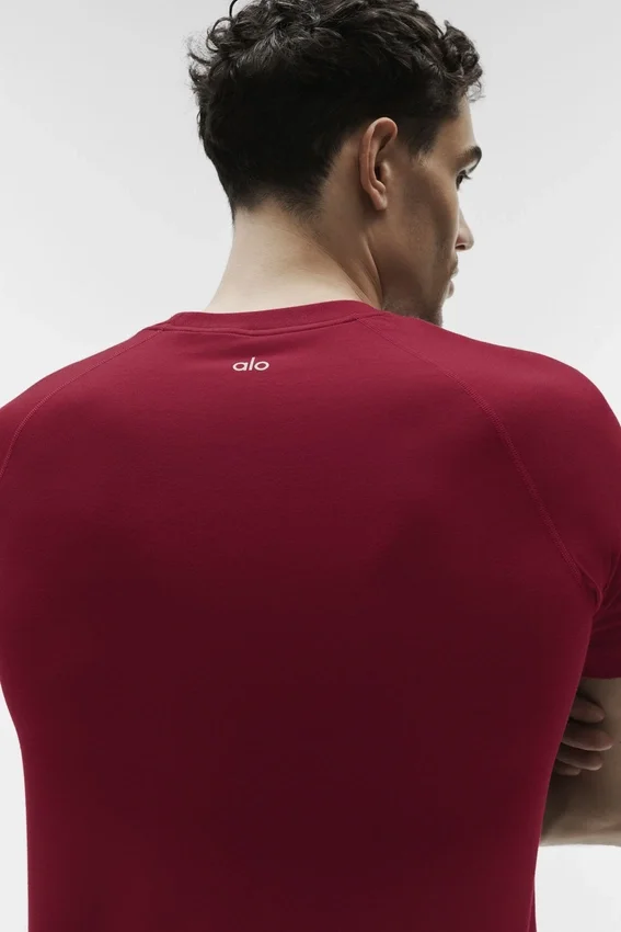 T-shirt à col rond et manches courtes Alo Vapor - Garnet