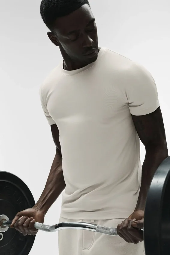 T-shirt à col rond et manches courtes Conquer Reform - Bone
