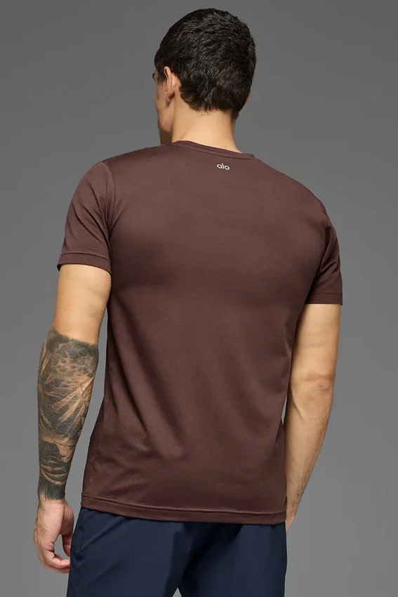 T-shirt à col rond et manches courtes Conquer Reform - Brownstone