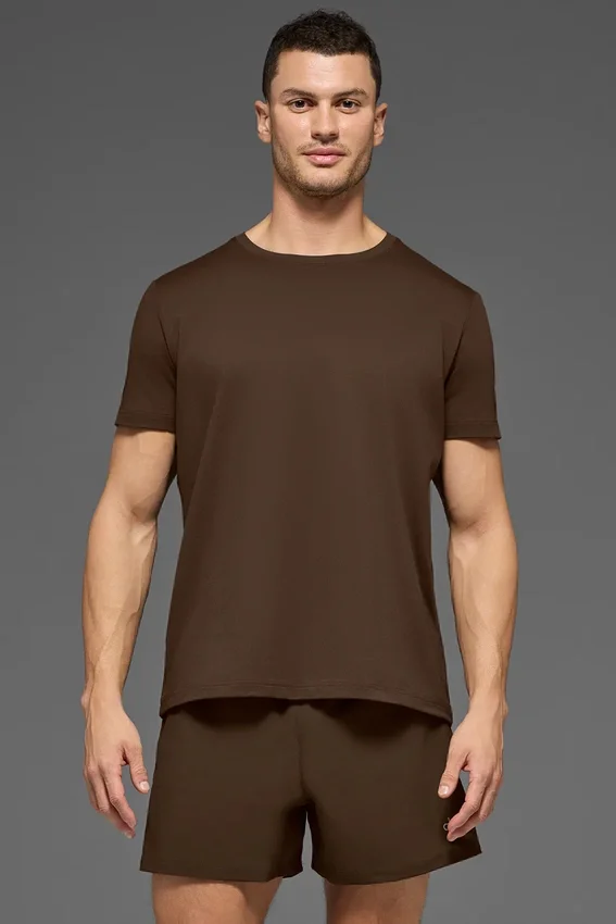 T-shirt à col rond et manches courtes Conquer Reform - Espresso