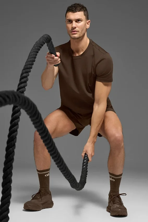 T-shirt à col rond et manches courtes Conquer Reform - Espresso