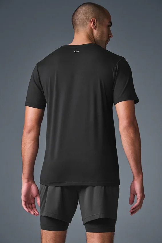 T-shirt à col rond et Manches courtes Conquer Reform - Noir