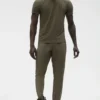 T-shirt à col rond et manches courtes Conquer Reform - Olive Tree