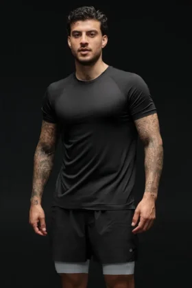 T-shirt à col rond et Manches courtes Idol - Noir