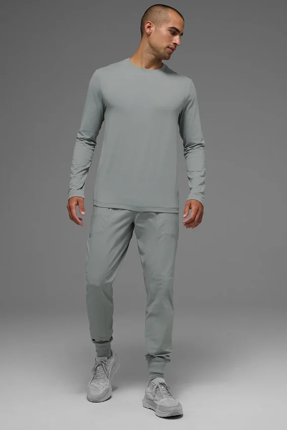T-shirt à col rond et manches longues Conquer Reform - Gris lunaire